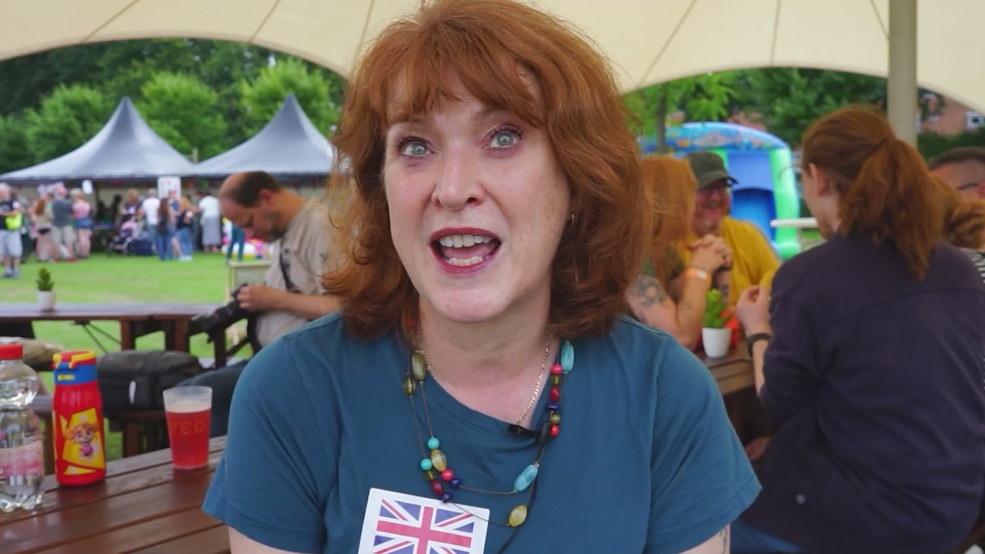 Indlæs video: Being a redhead